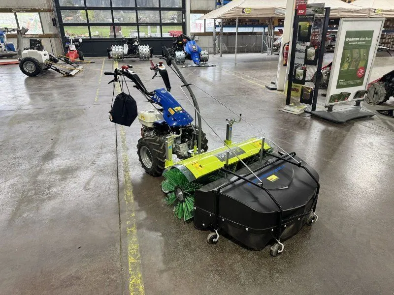 Koop Vandaag BCS 618 Motormäher mit Kehrmaschine 100cm