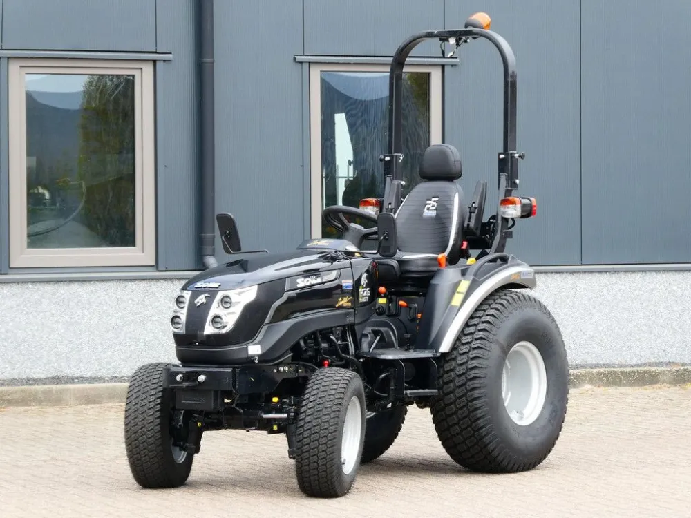 Fabrieksprijs Solis 26H 4wd HST / 0003 Draaiuren / Black Edition