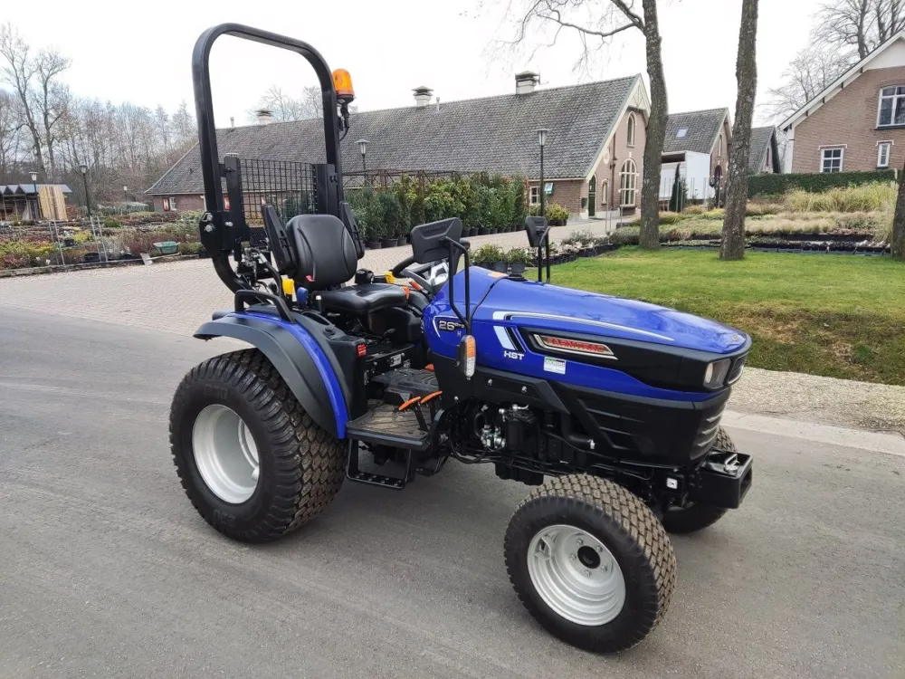 Direct Verzonden NIEUWE FARMTRAC tractor(en), type FT26HSTPro, 24,5 pk, hydro,