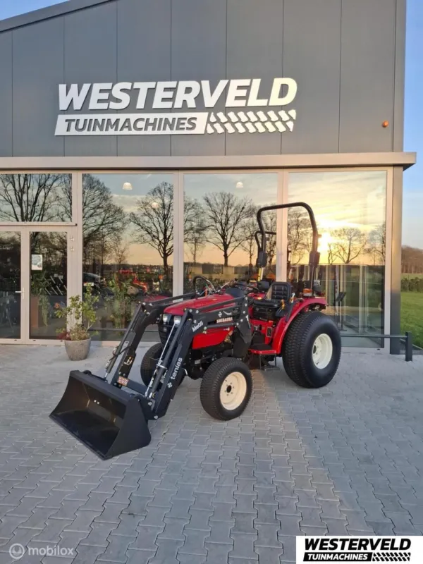 Gebruikte Shibaura ST 330 compact tractor 30 pk voorlader Lage Prijs