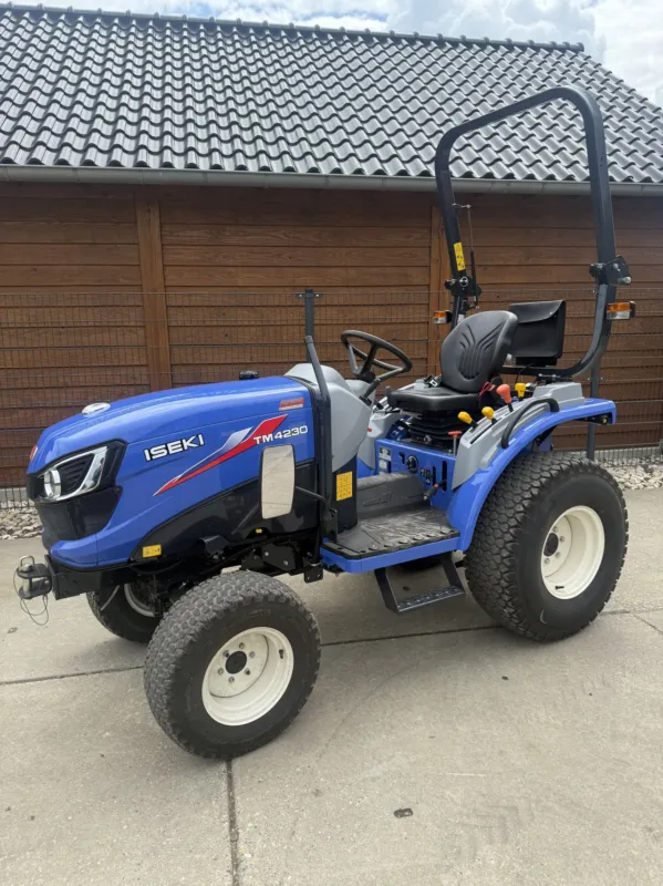 Hoge Kwaliteit Iseki tm4230 hydrostaat uit voorraad leverbaar